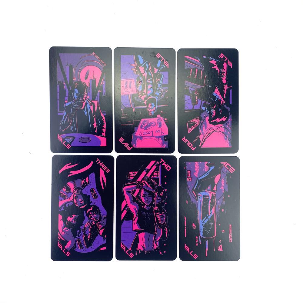 Karty Tarota Neon Moon z różow – Tarot Deck With Guidebook recenzja i cena